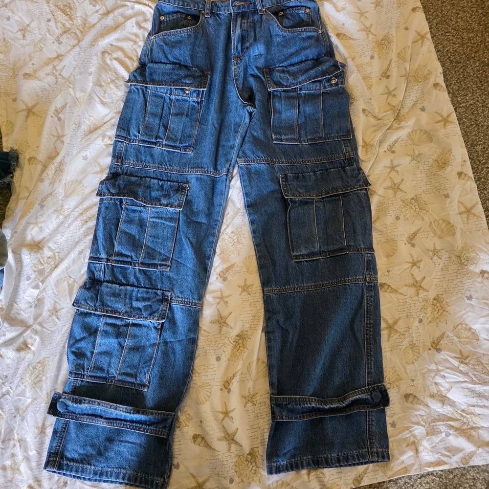 Torn by Ronny Kobo Blue Denim Wide Leg Cargo Jeans Size 27/4 Strap Hem Pockets